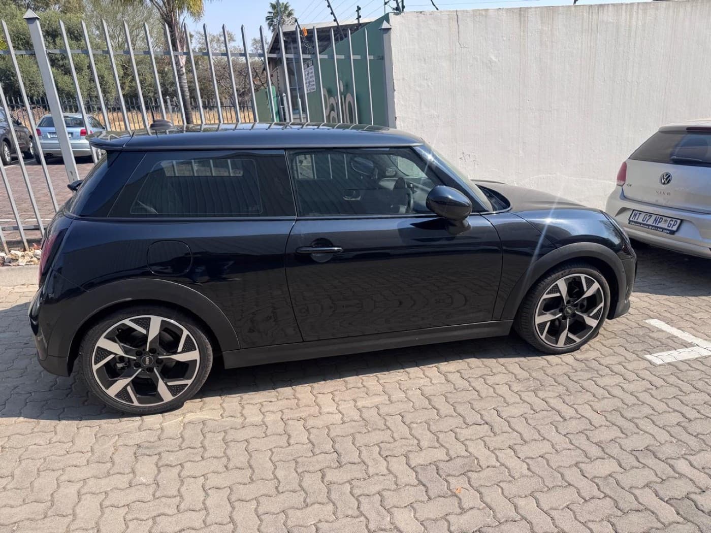 2025 Mini Cooper S, black, available in Johannesburg